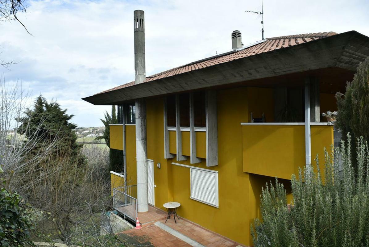Tarcisio B&B Tavullia Bagian luar foto